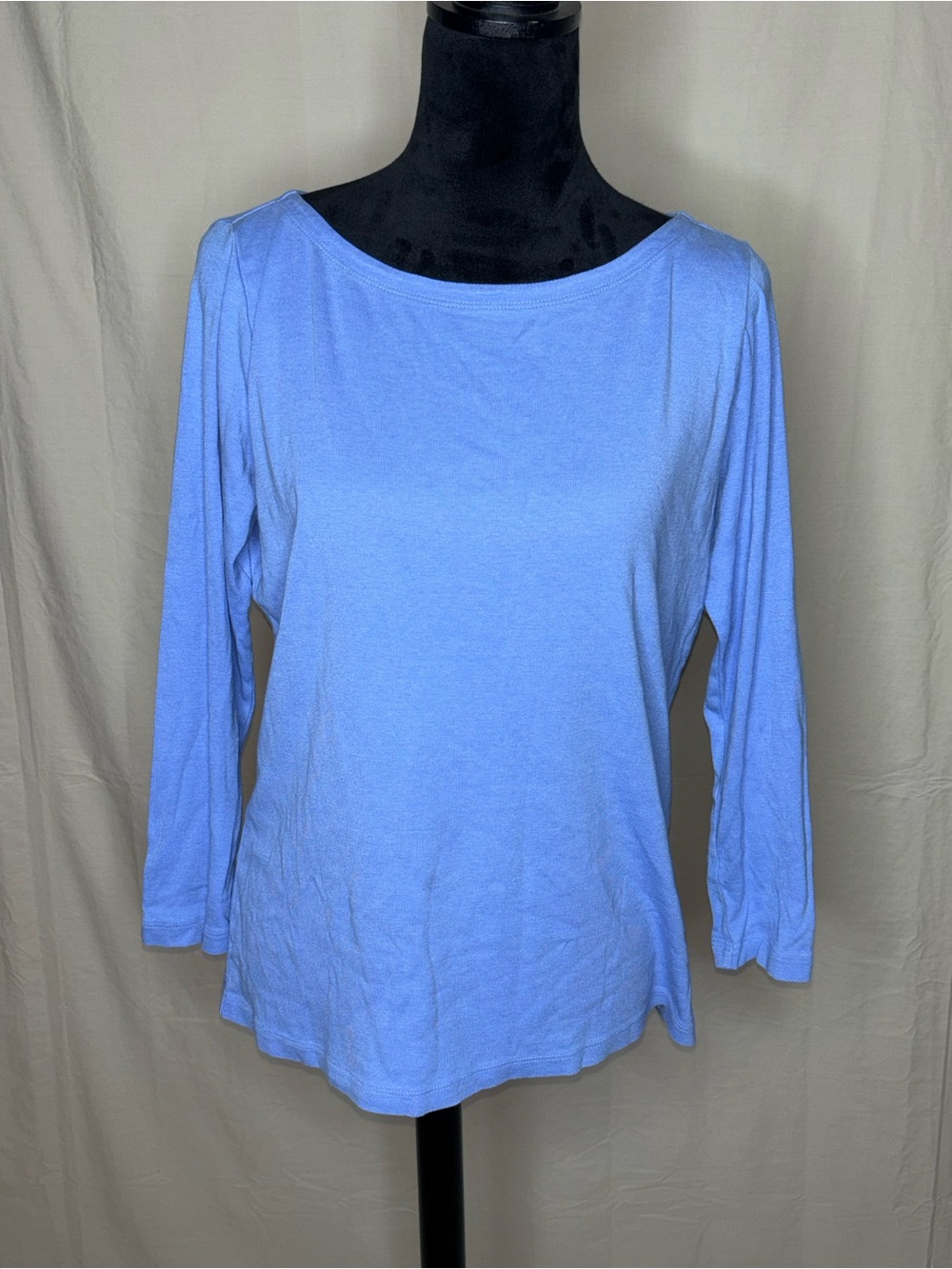 Vineyard Vines Women's Light Blue Long Sleeve Scoop Neck Top